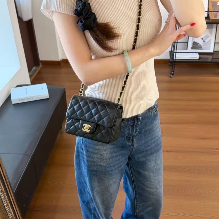 CHANEL 經典口蓋包方胖子 17 - 黑金23開-1