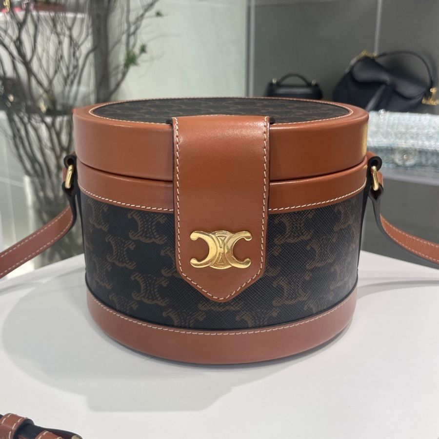 Celine 賽琳經典老花Tambour 中號 飯盒包 圓桶包-0