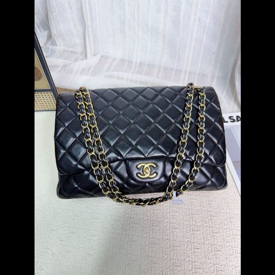 CHANEL CF Maxi 黑金羊皮口蓋包-0