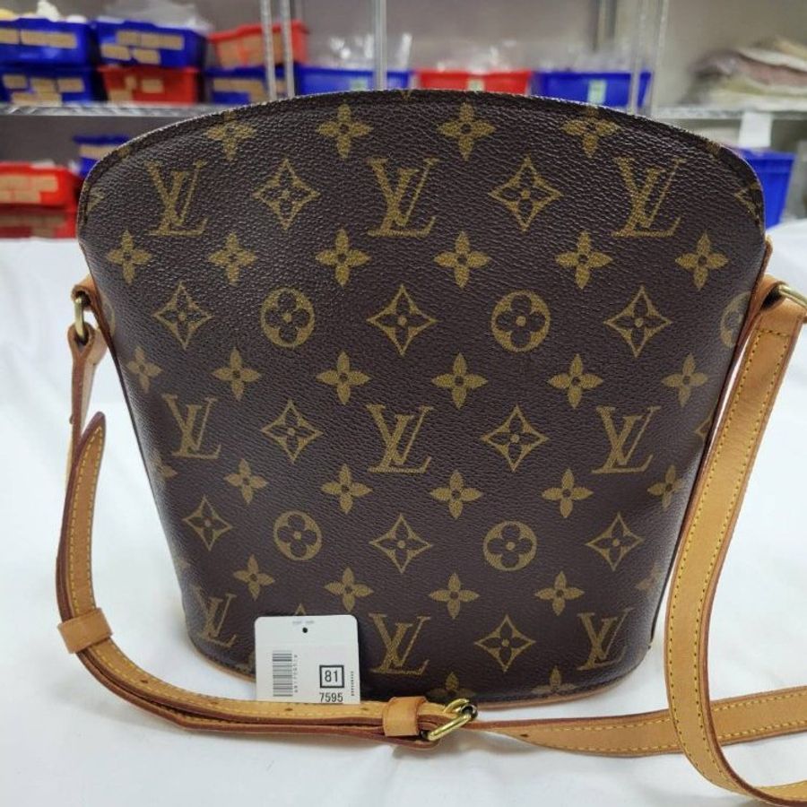 J018 LV 貝殼單肩包-0