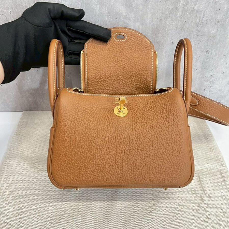 Hermes 金棕金 Mini Lindy 二代 W刻-17