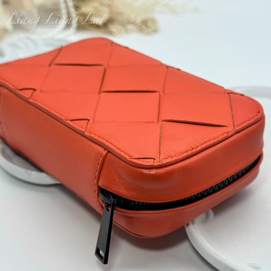 BOTTEGA VENETA BV大格編織小羊皮亮橘色萬用收納包-21