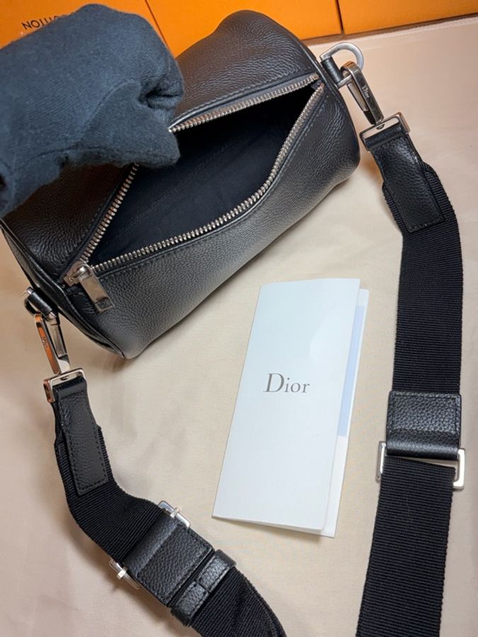‼️近新閒置 附購證 Dior 迪奧 素面荔枝皮 黑圓桶包 肩背包 斜背包-5