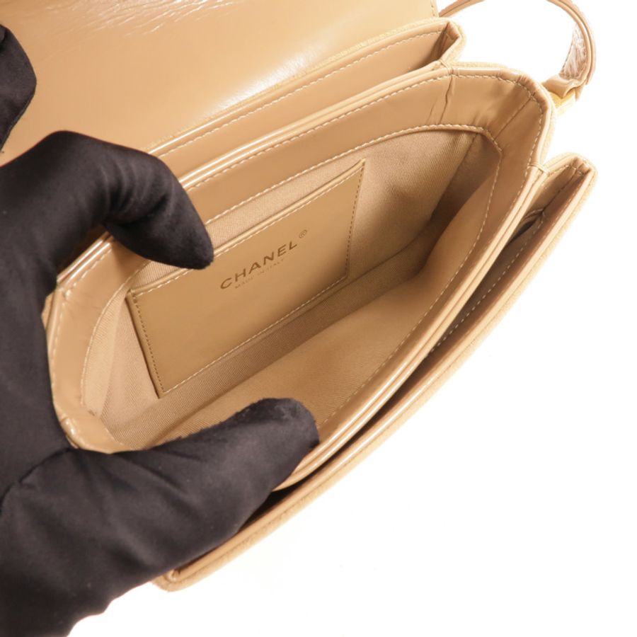 CHANEL 漆皮皮革Mini Messenger Bag肩背袋-4
