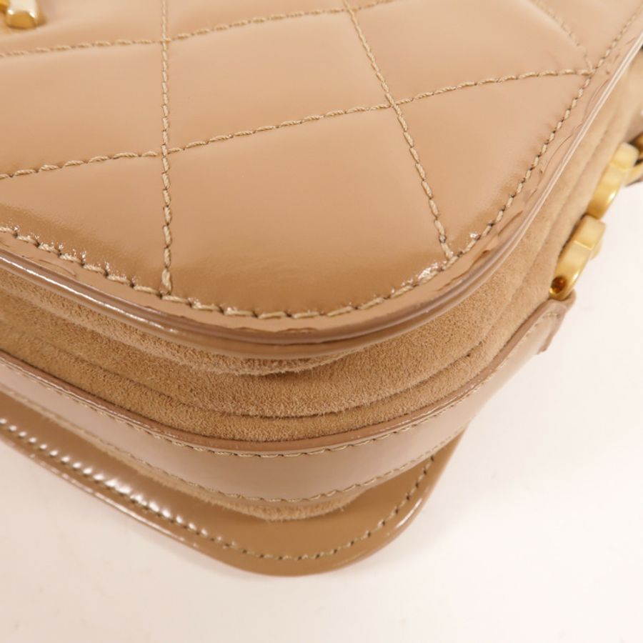 CHANEL 漆皮皮革Mini Messenger Bag肩背袋-16