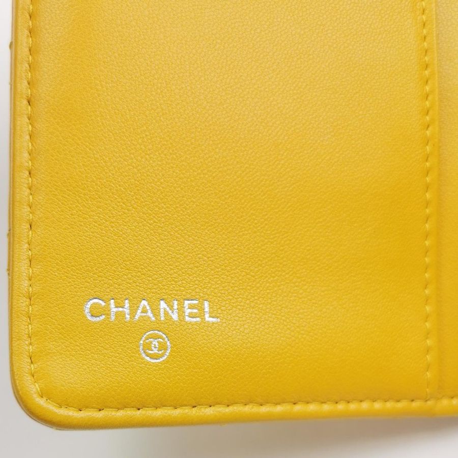Chanel 羊皮純色菱格绗縫雙Clogo錢包-6