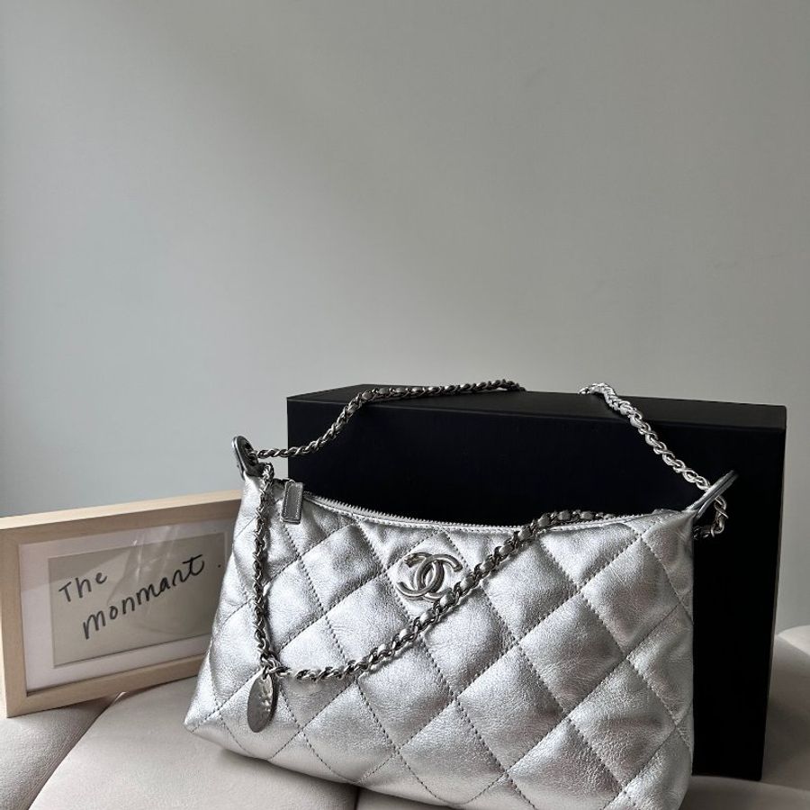 Chanel 25春夏款 Hobo 銀色 肩背包-0