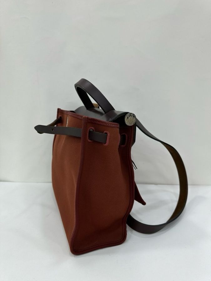 Hermes 愛馬仕經典31herbag 稀有的波爾多紅 框R刻 有使用痕跡-3