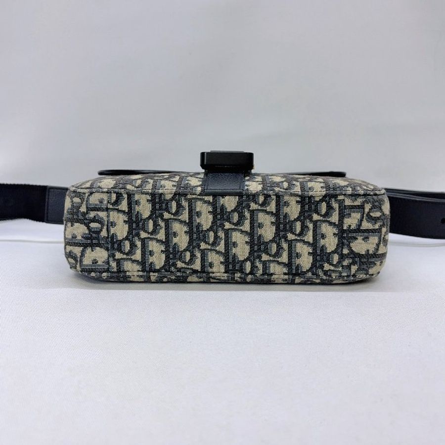 DIOR Oblique Saddle小型翻蓋郵差包-7