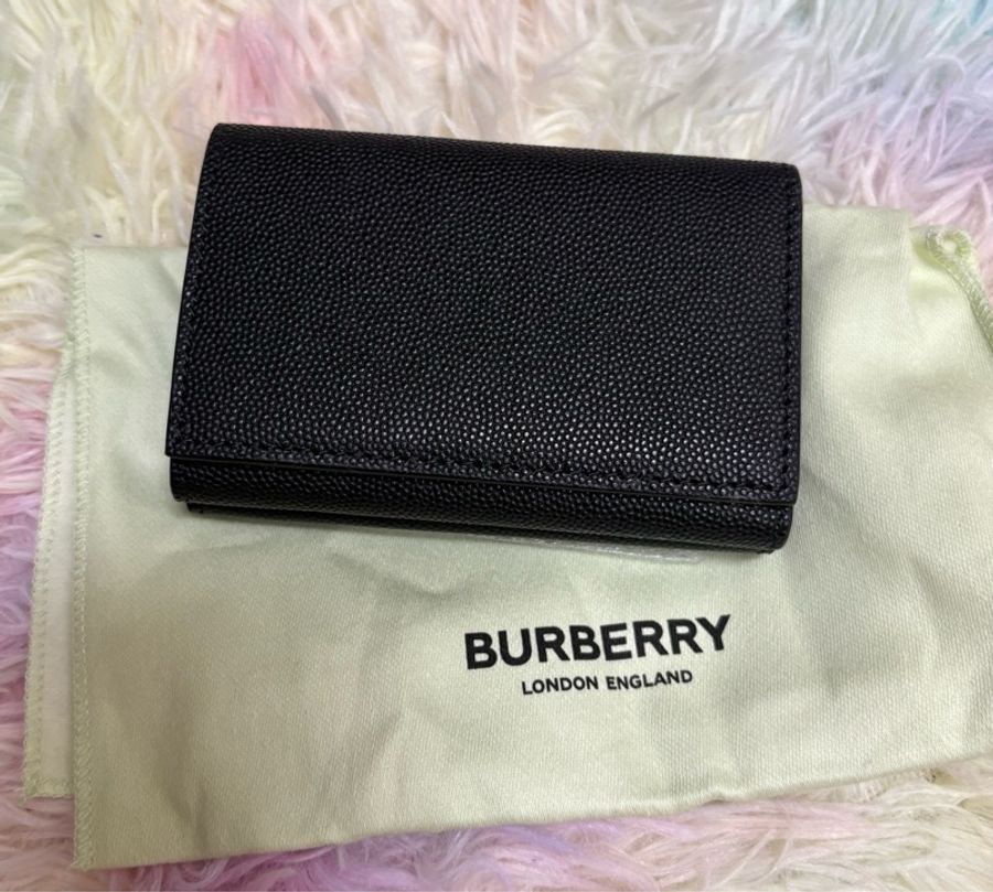 Burberry魚子醬真皮三折短夾-1