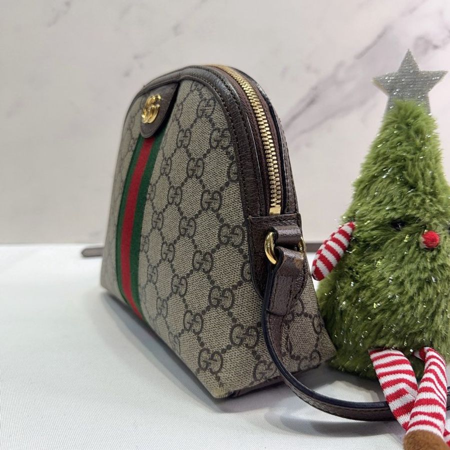 GUCCI GG Supreme拉鍊斜背貝殼包-2