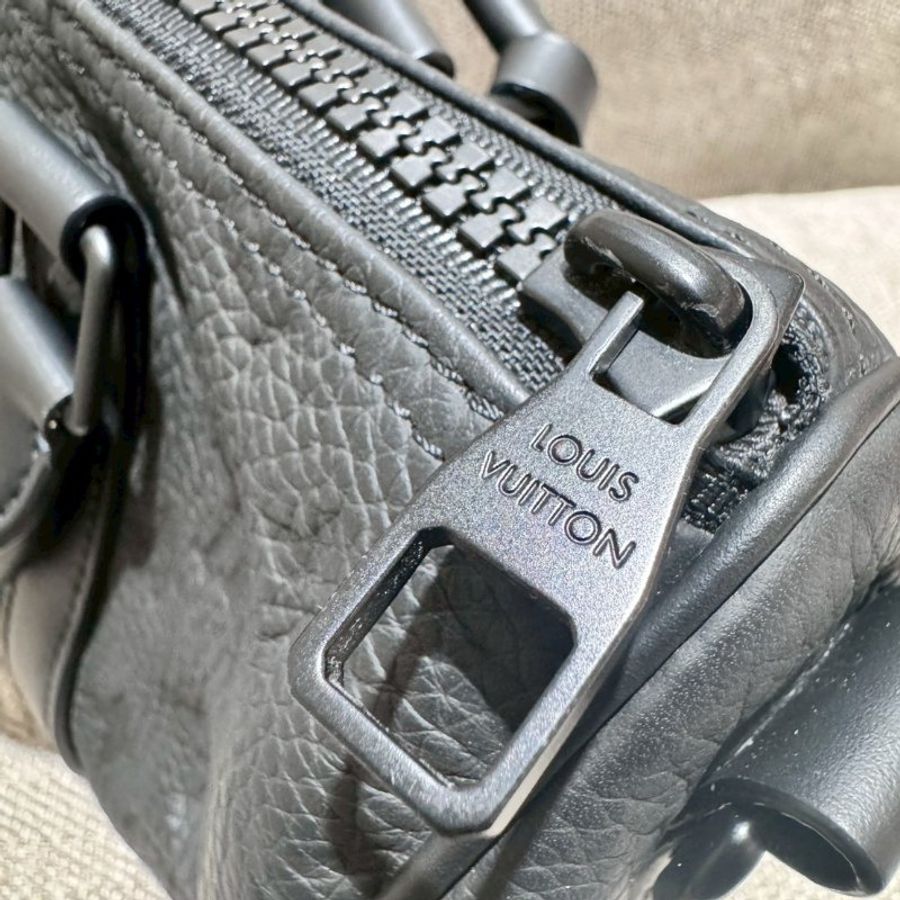 LV  keepall 25壓紋牛皮手提肩背包 晶片款-33