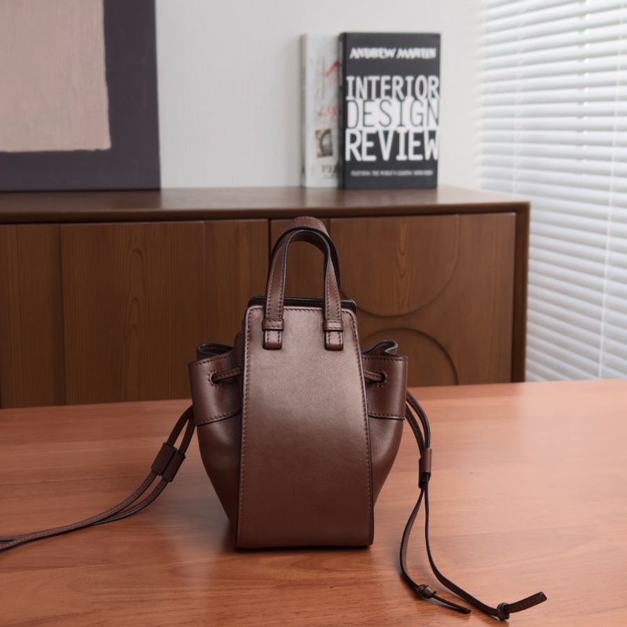【VUINCA Vintage 8-14天出貨】 LOEWE HAMMOCK Mini 深棕色-2