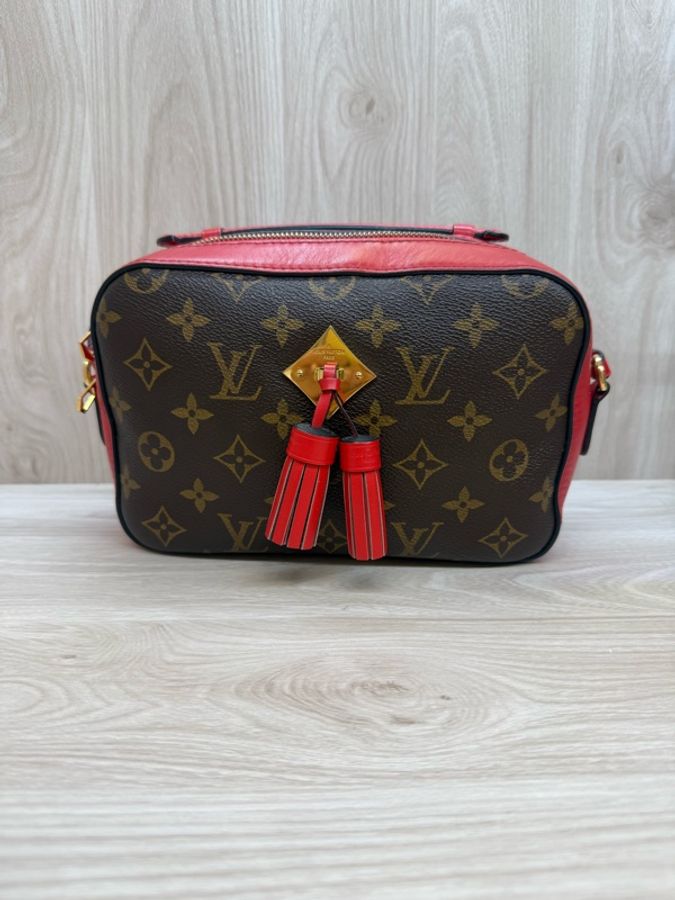 LV 老花紅色邊流蘇拉鏈相機包-6