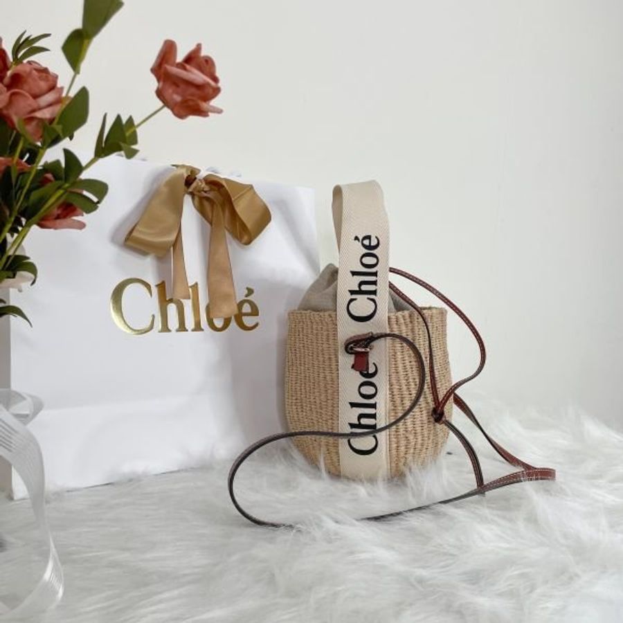 Chloé 素色草編束口圓筒包-0