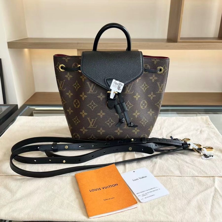 LV路易威登  Montsouris Bb 黑色雙肩書包 手提包-0