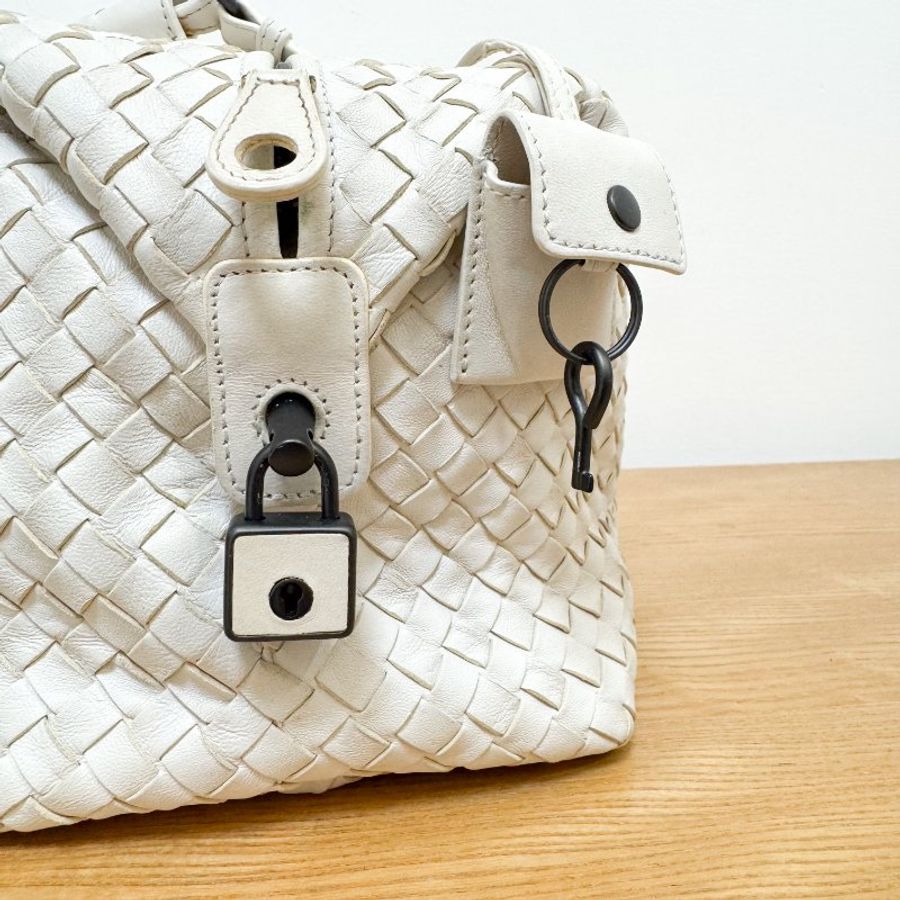 Bottega Veneta 白色 Intrecciato 編織肩背包-11