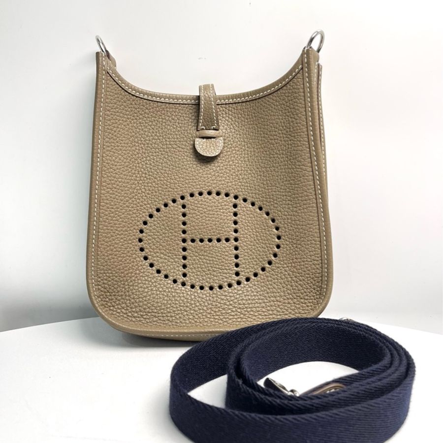 Hermes 愛馬仕 mini evelyne 伊芙琳 大象灰 銀扣 D刻 年份：19年-0