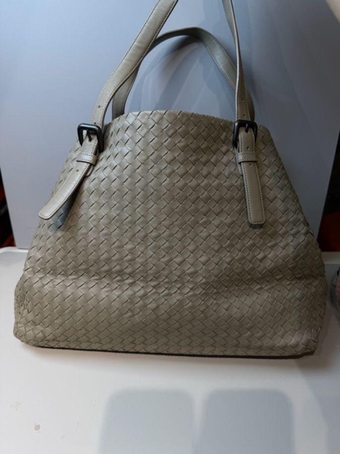 葆蝶家/Bottega Veneta    米灰色 羊皮 長 40 x 寬 28 x 高 30 cm-0
