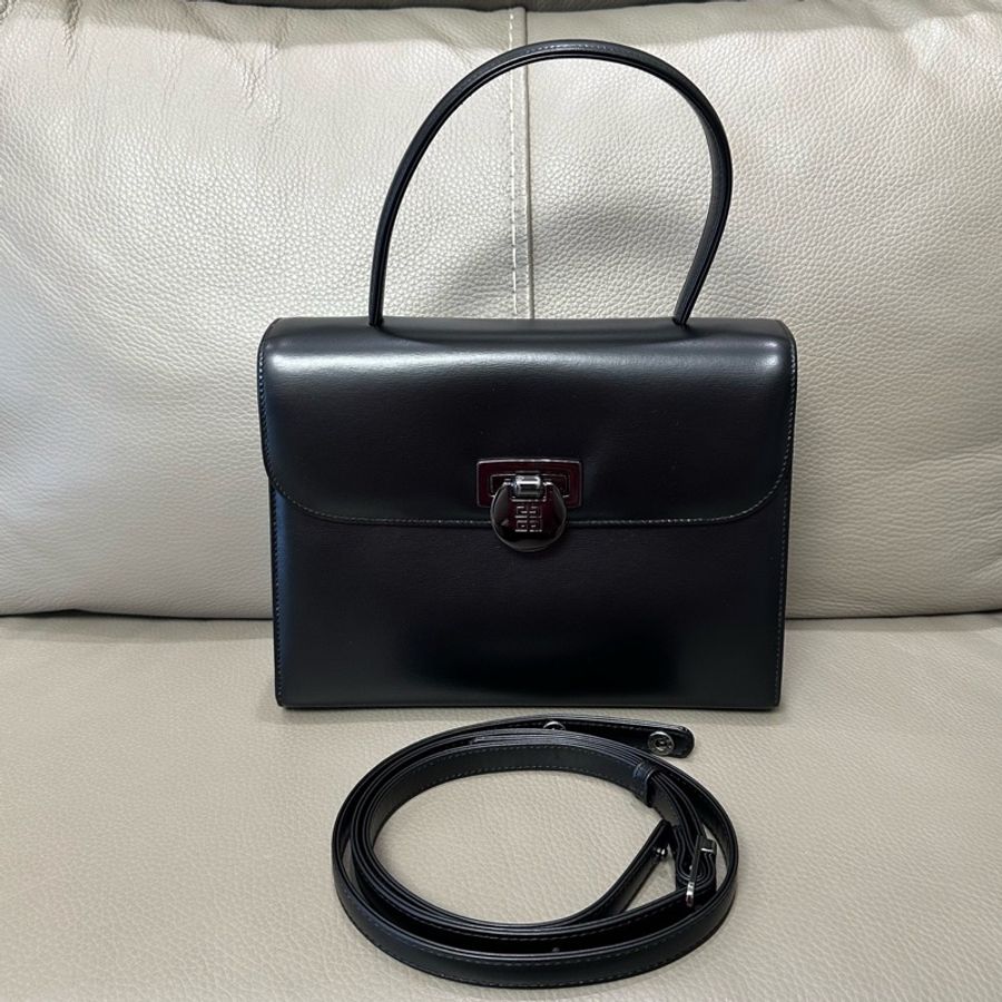 Givenchy紀梵希黑色牛皮Kelly手提單肩包-0