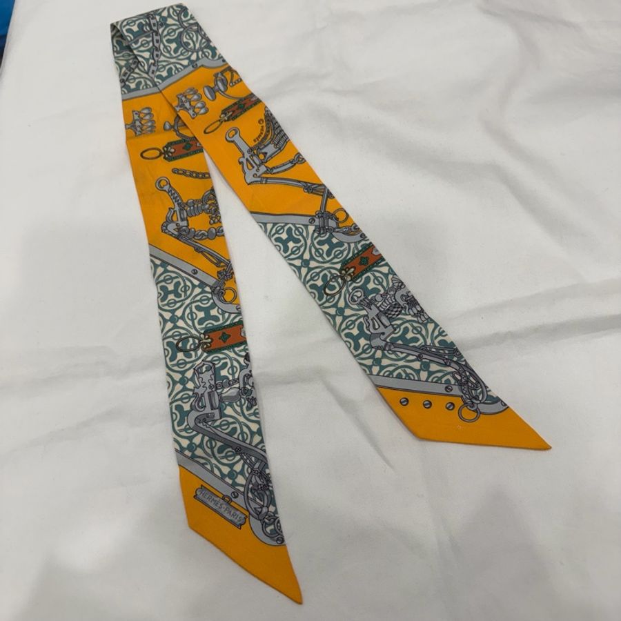 Hermes 愛馬仕 維希格 馬銜 鏈條 Twilly  絲巾-1