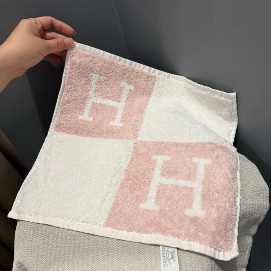 Hermes 愛馬仕 Avalon 毛巾 丁香粉 小浴巾-0
