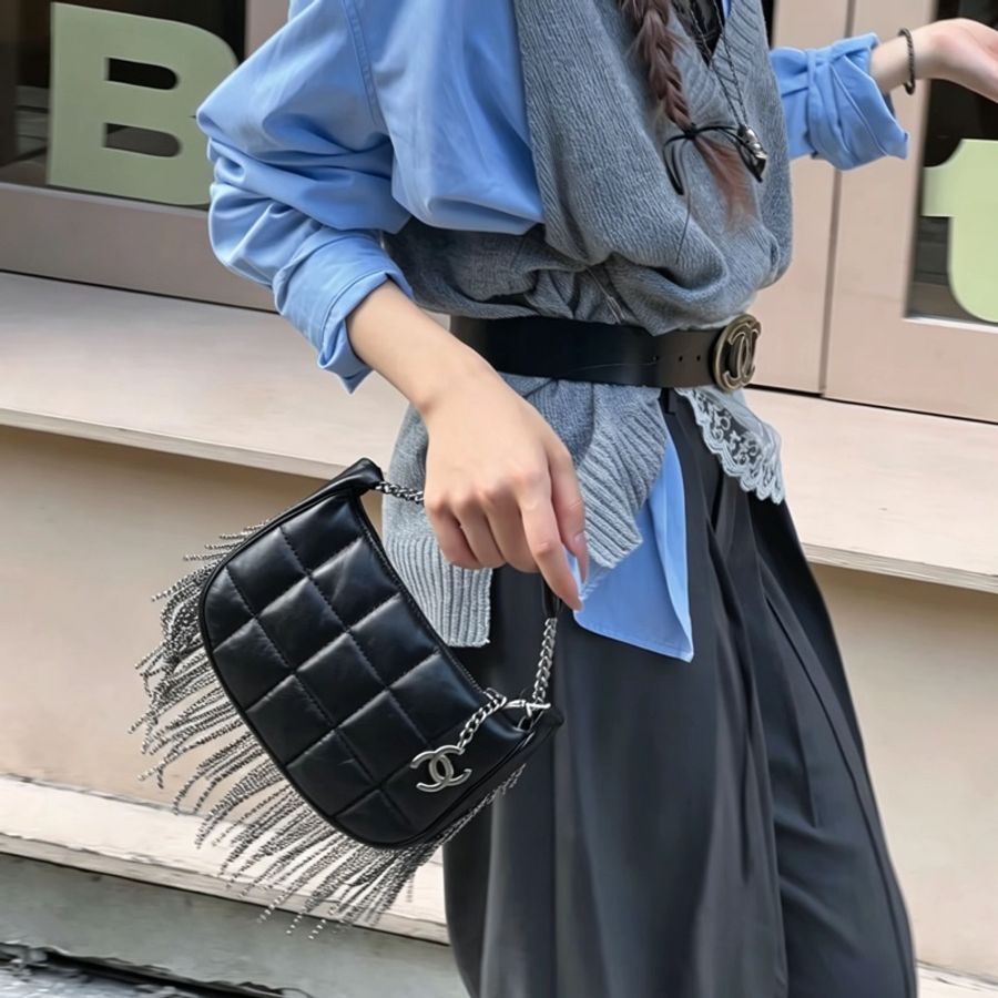 CHANEL香奈兒Vintage黑銀流蘇冰格HoBo包💈🪩-38