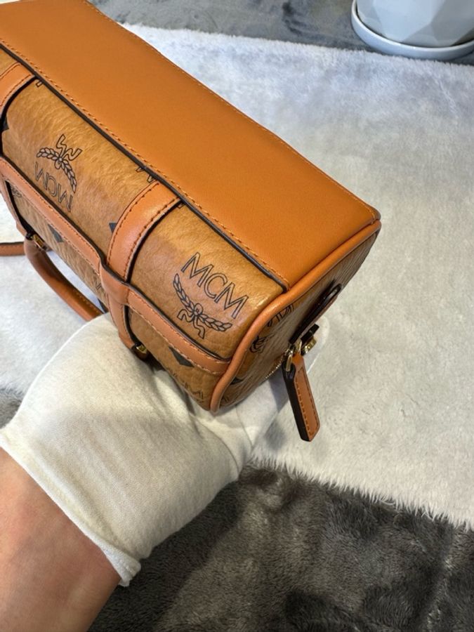 MCM  小號波士頓枕頭包尺8.5 x 19.0 x 10.0 釐米-8