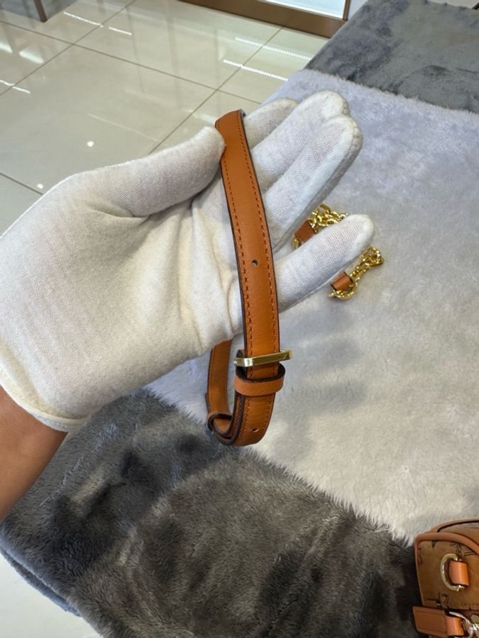 MCM  小號波士頓枕頭包尺8.5 x 19.0 x 10.0 釐米-10