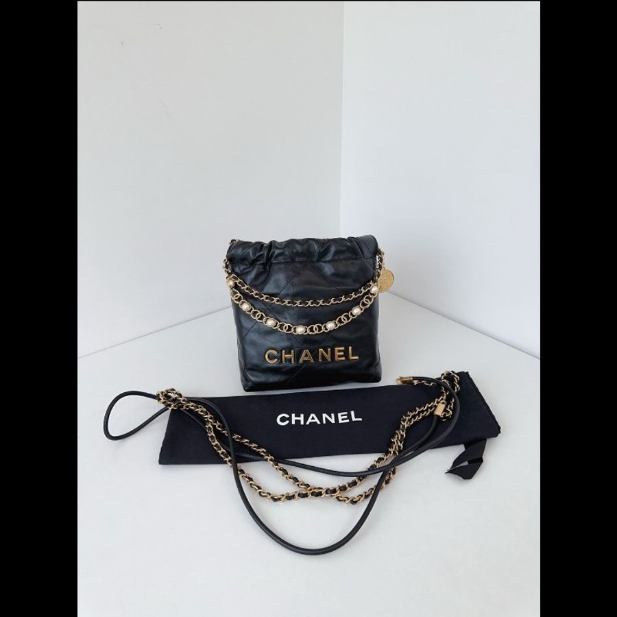 Chanel 香奈兒 24a限量特別款⭐️黑金mini Bag珍珠鏈迷你垃圾袋 牛皮99新芯片 
IPRX-1