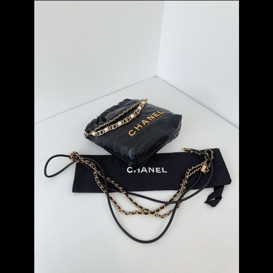 Chanel 香奈兒 24a限量特別款⭐️黑金mini Bag珍珠鏈迷你垃圾袋 牛皮99新芯片 
IPRX-4