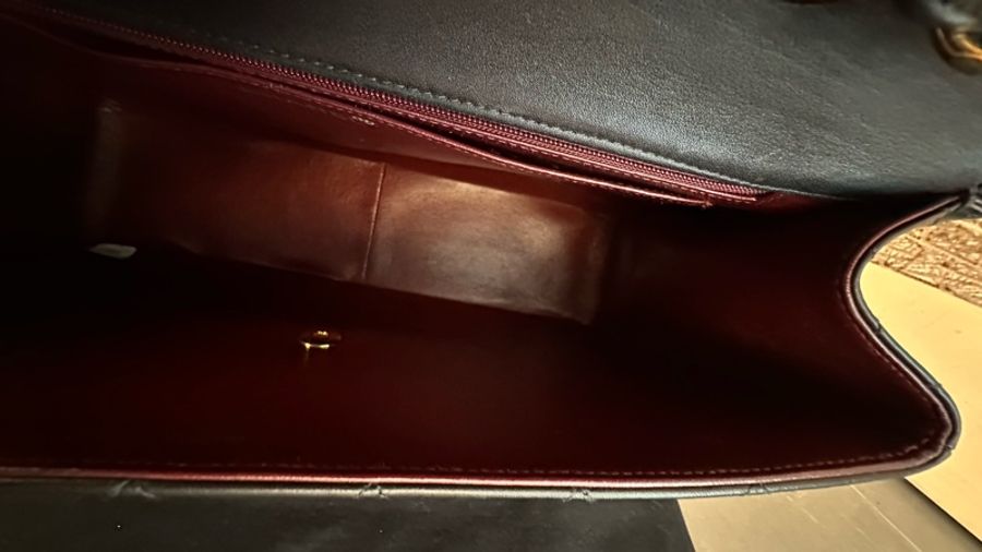 Chanel  黑金 max 33 古董包 背嫂袋-32
