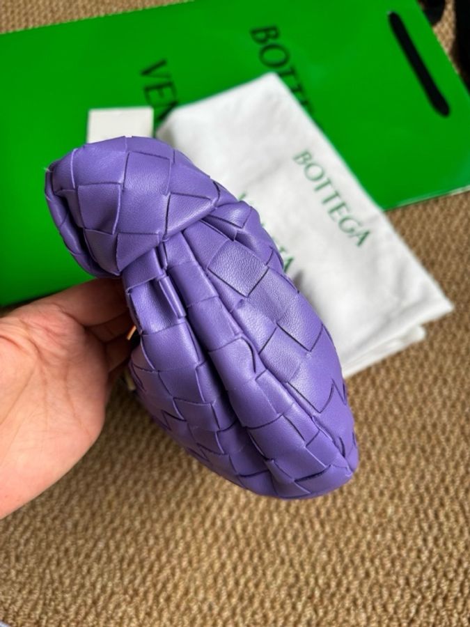 閒置新未使用 BV 新款 Jodie mini 紫色編織餃子包-5