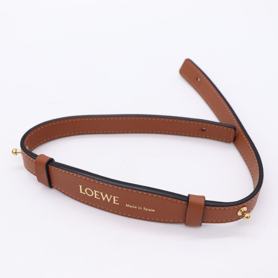 Loewe Flamenco 黏土綠迷你納帕牛皮福袋包手拿包-12