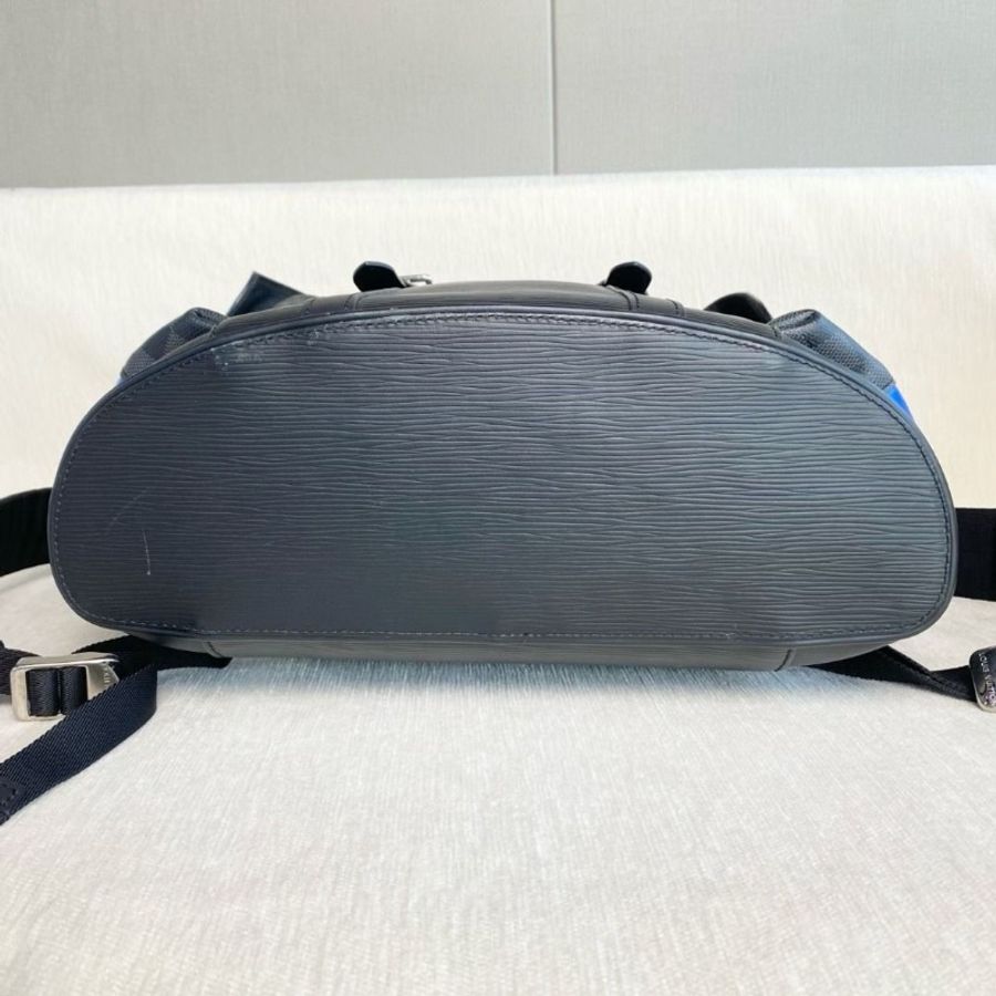 LV Christopher棋盤格水波紋後背包 黑色拼藍色 47*34*13 9新 配件塵袋-3