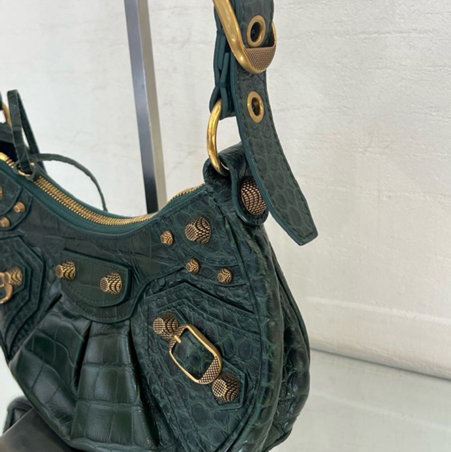 Balenciaga 巴黎世家 Le Cagole月牙包 .。-4