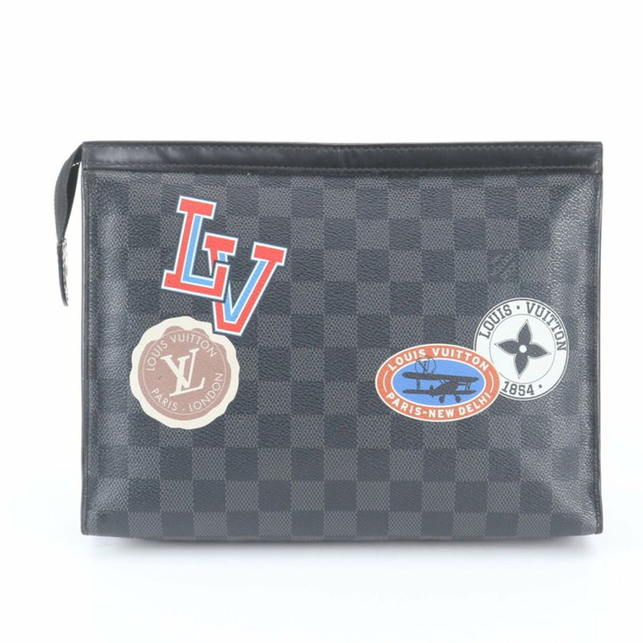 全新路易威登 Damier 石墨 Pochette Voyage MM LV League N64442 男士皮革手拿包-1