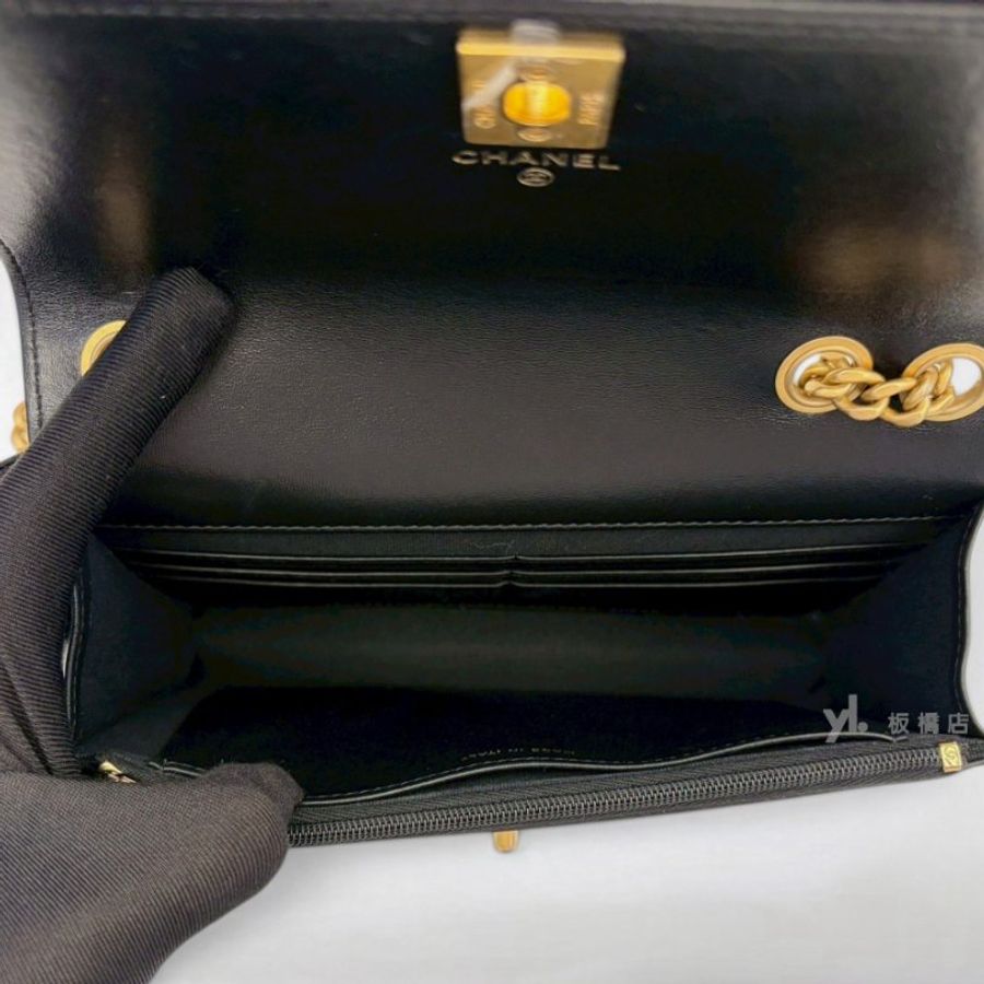 s5583-CHANEL  黑羊皮菱格金球調節扣WOC AP3043-5