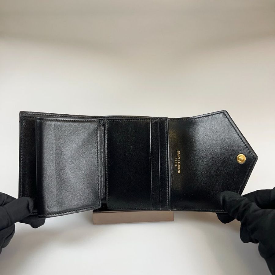 YSL 692061 黑魚子醬三折短夾(零錢層-7
