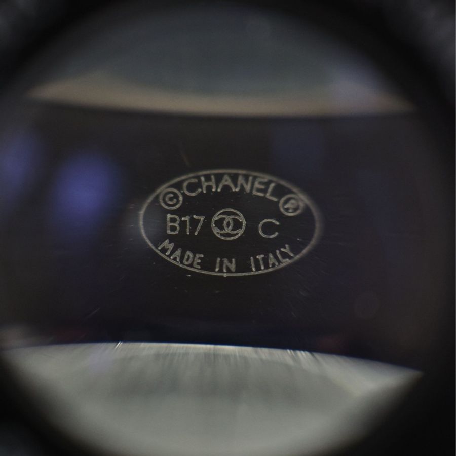 Chanel 17年古巴系列秀款绿色丹宁牛仔贝壳仙人掌琉璃图案宽手镯-16