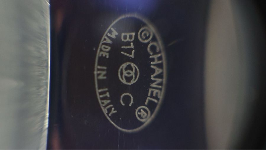 Chanel 17年古巴系列秀款绿色丹宁牛仔贝壳仙人掌琉璃图案宽手镯-17