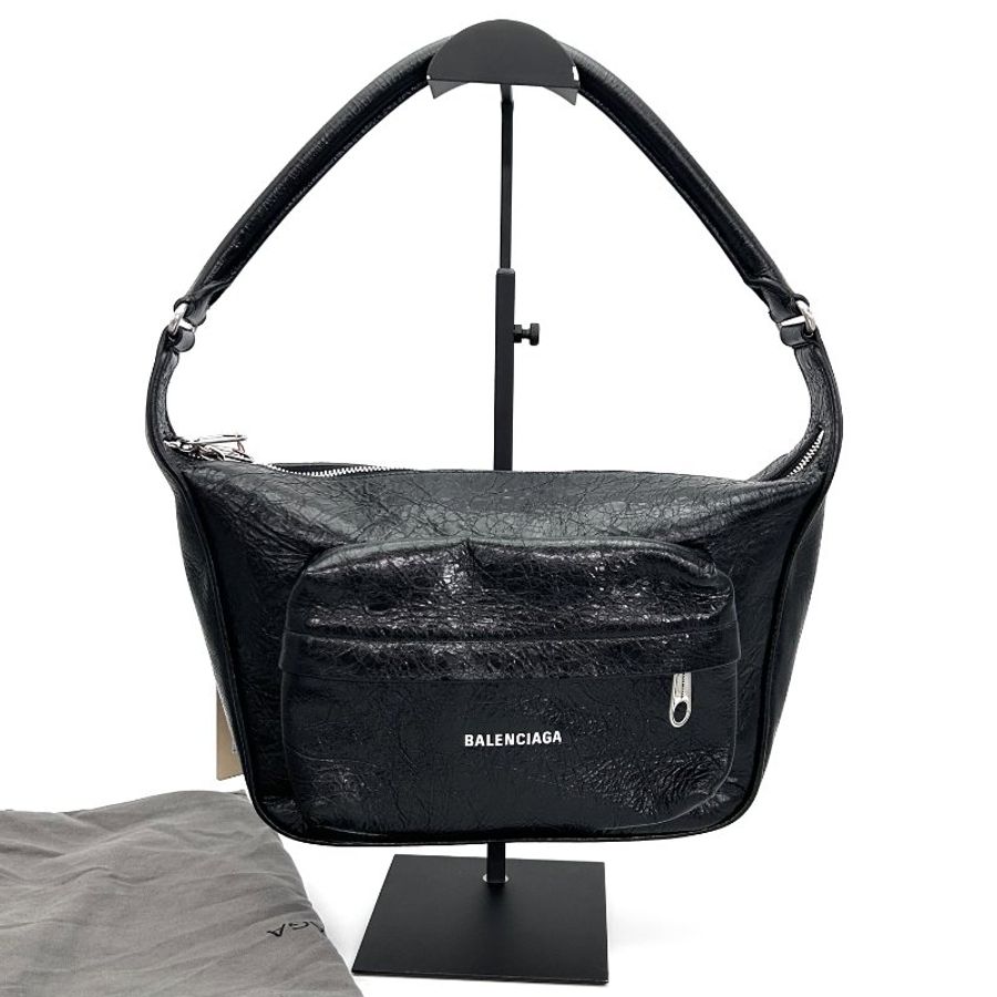 ️BALENCIAGA 黑色Raver腋下機車包 24*19*7 98新配件塵袋-3