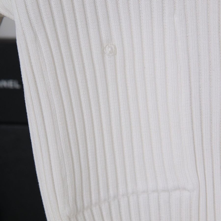 Chanel 07年白色针织白银扣四口袋开衫外套-14