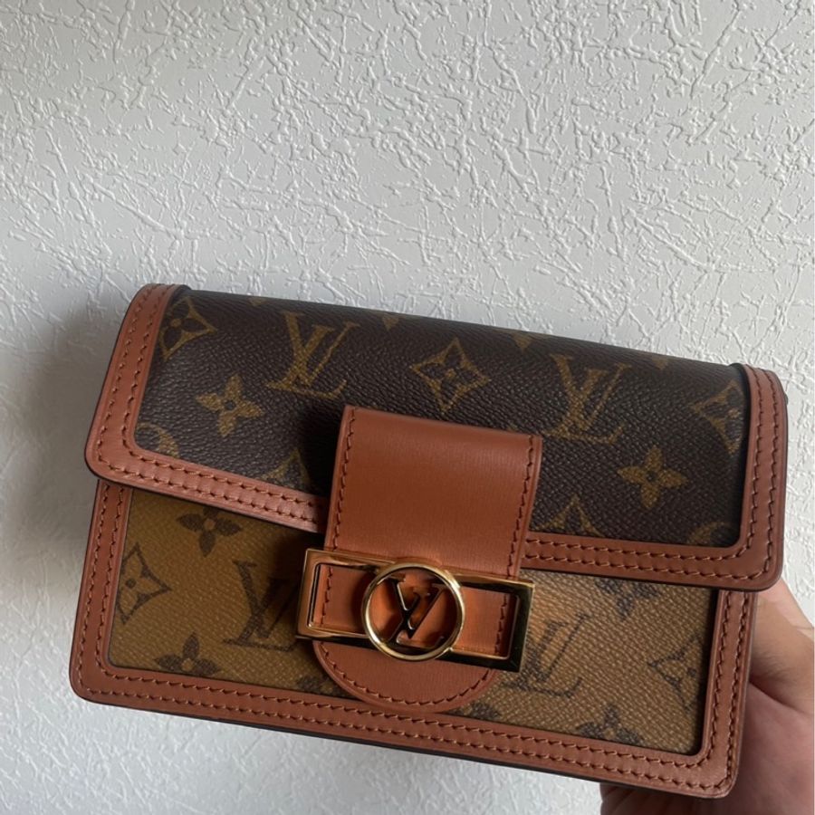 LV 雙色花紋達芙妮WOC鏈包-0
