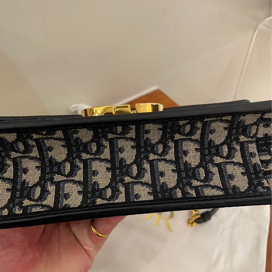 DIOR 藍提花蒙田MINI斜背包橫式-8