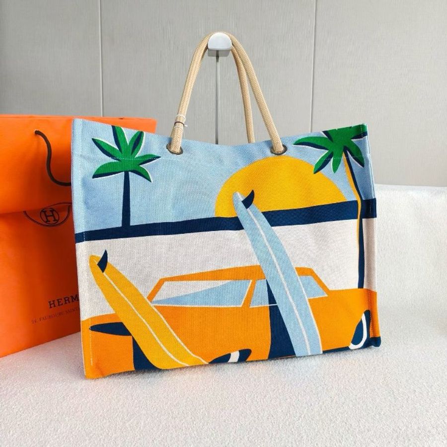 Hermes Apres la Vague帆布沙灘包 48*37*23  99新配件紙袋-4