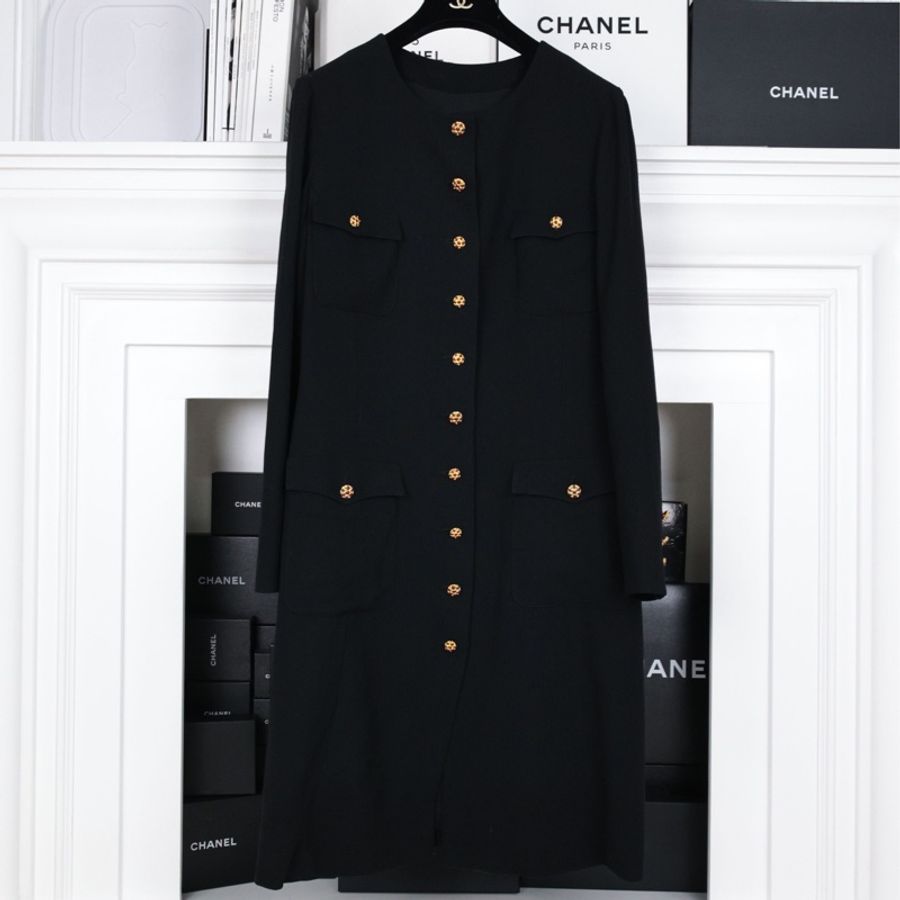 Chanel 96年黑色琉璃扣四口袋长款连衣裙外套-1