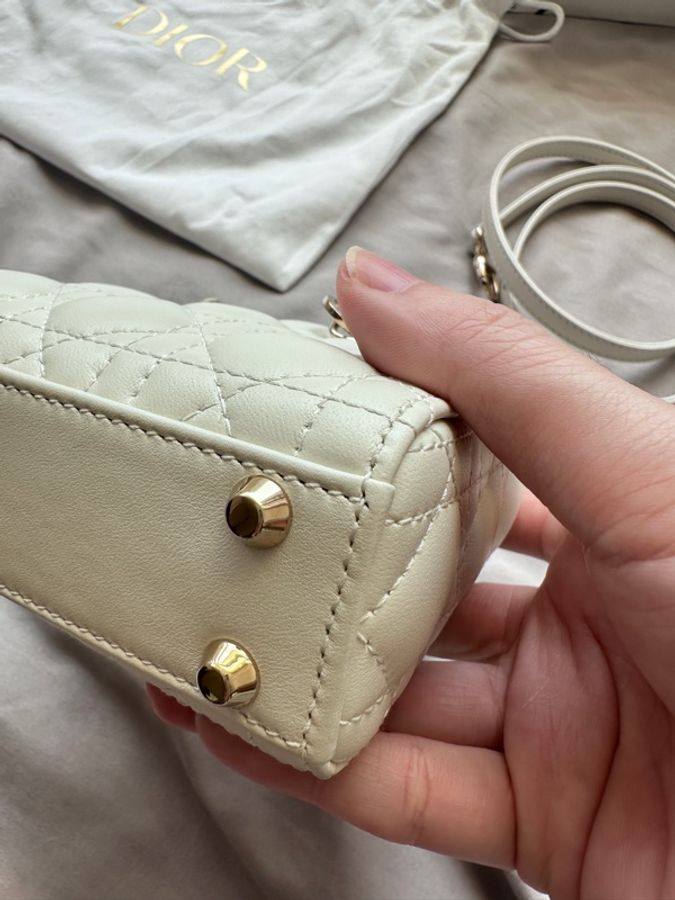 ✨【收藏級大全套】夢幻白金 Lady Dior Micro｜12 × 4 × 11 cm｜附件齊全｜加贈高質感鍊帶-8