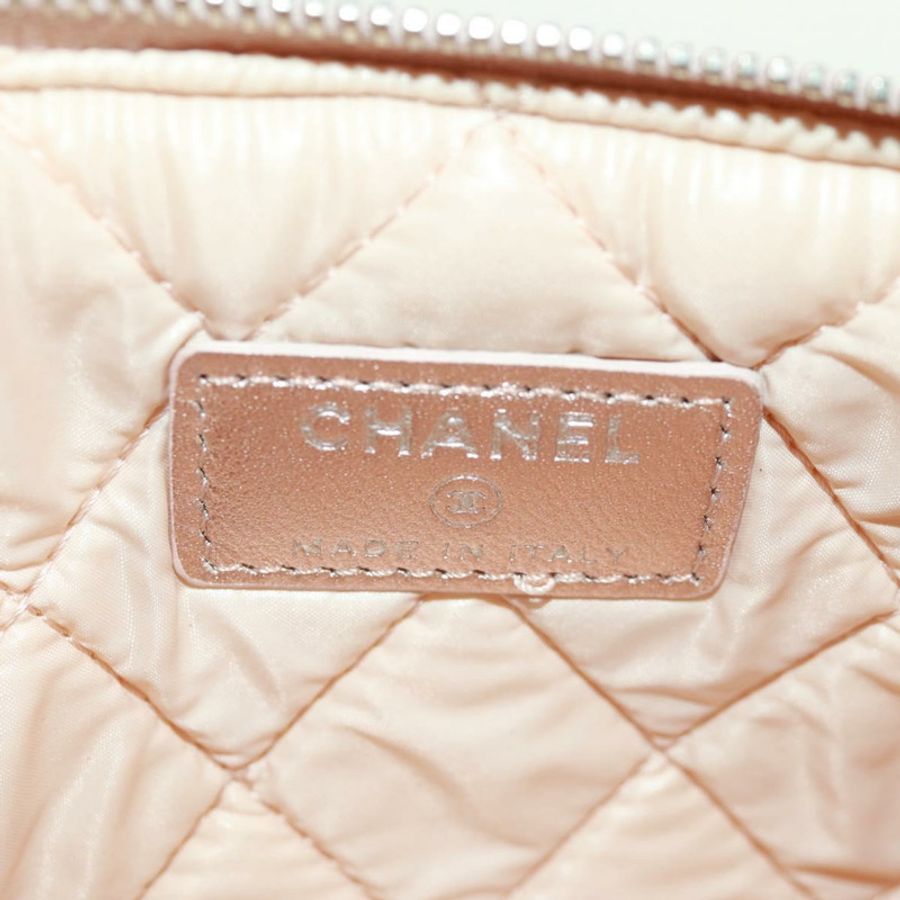 【日本直送】香奈兒 (CHANEL) 絎縫羊皮粉紅銀色雙C標誌手拿包 Auth 166350SAM-13