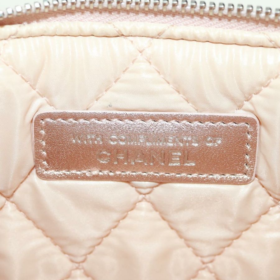 【日本直送】香奈兒 (CHANEL) 絎縫羊皮粉紅銀色雙C標誌手拿包 Auth 166350SAM-17